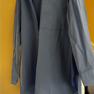 Women’s oversized shirts